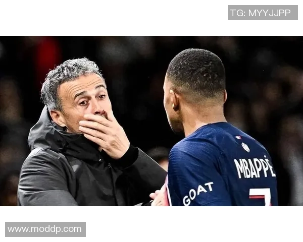 南京篮球队节奏之争引发球迷热议与战术思考